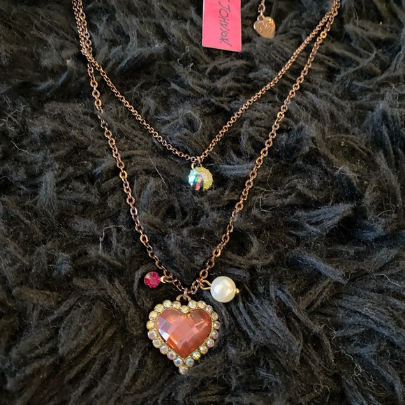 Betsey Johnson Double Layered Rose Gold Tone Multi Pendant Heart Necklace NWT - Picture 2 of 6